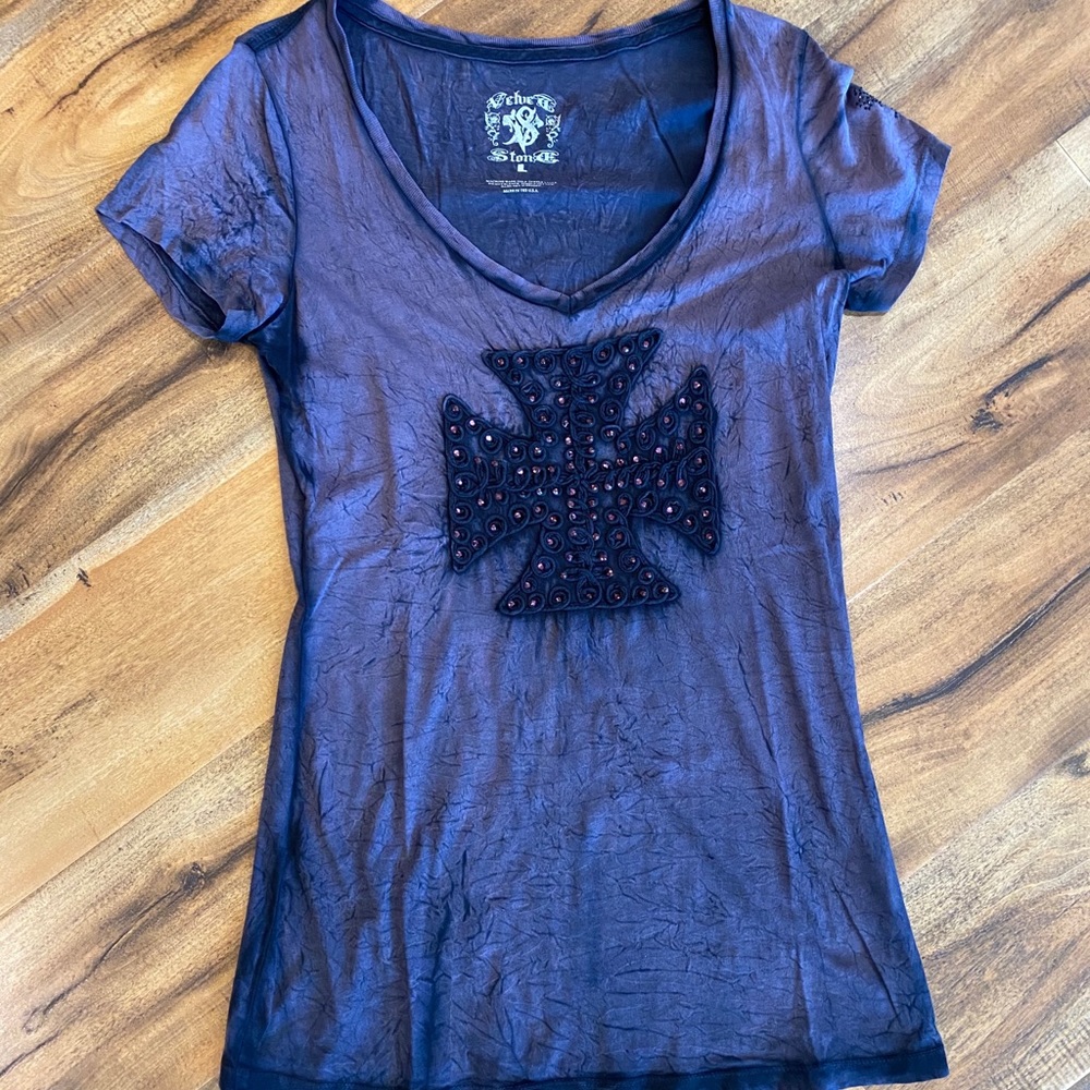 Velve Stone purple tee shirt